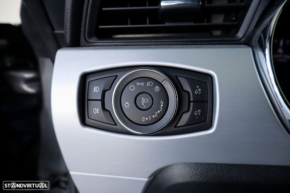 Ford Mustang 2.3i EcoBoost - 21