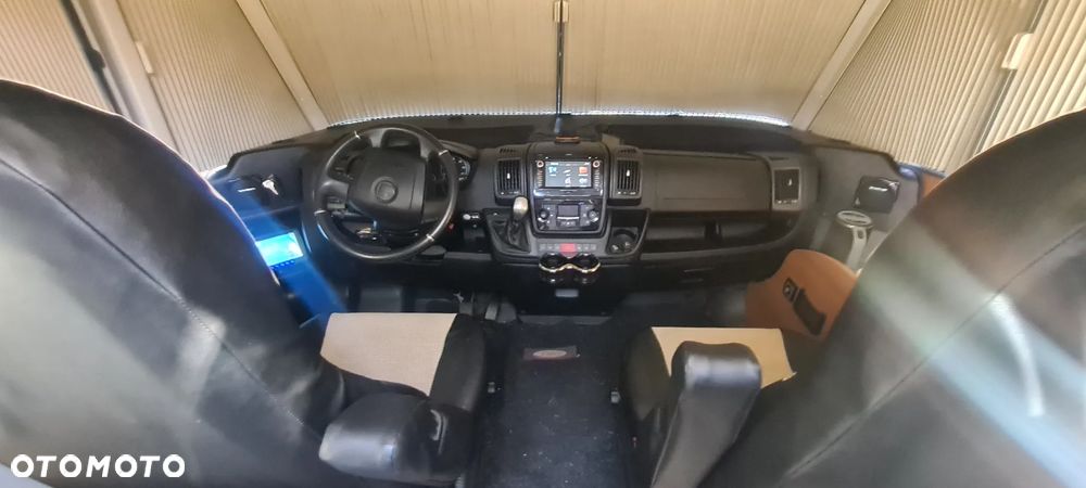 LMC I730 Integra - 24