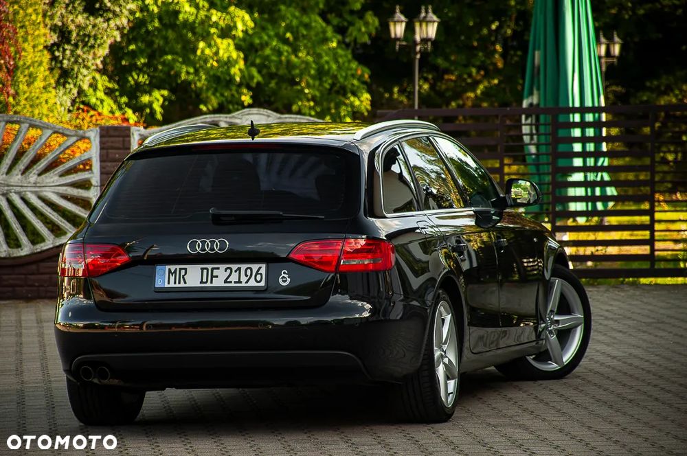 Audi A4 Avant 2.0 TDI - 19