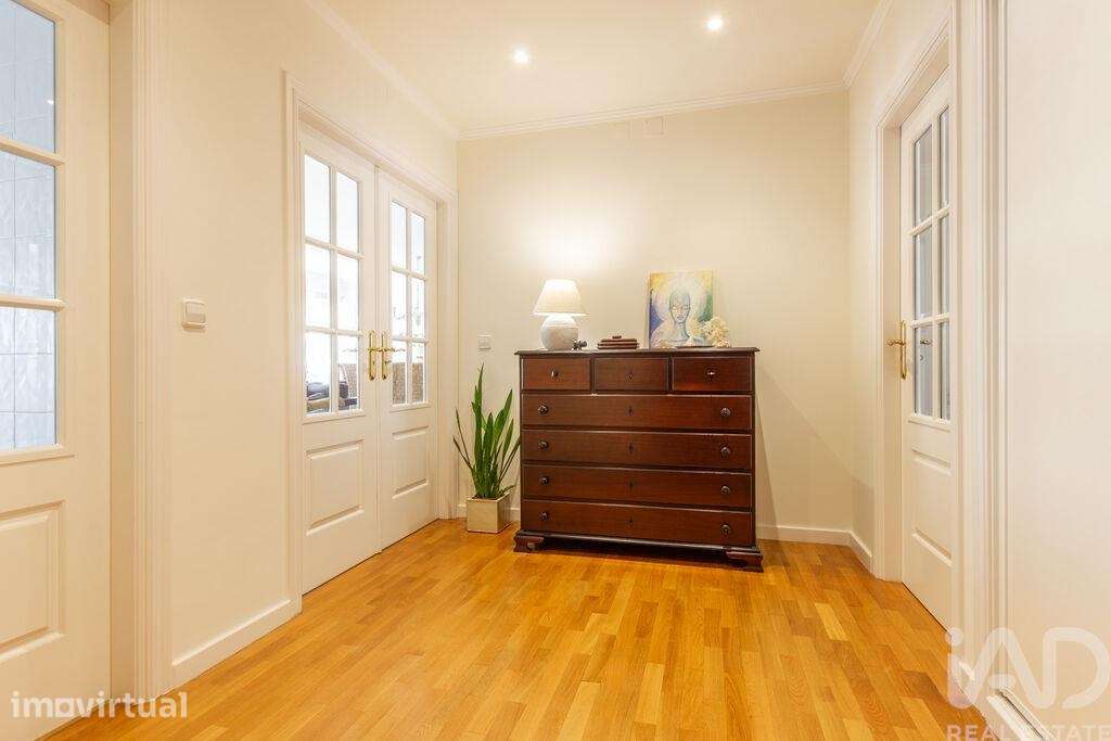 Apartamento em Carnaxide e Queijas - Grande imagem: 3/32