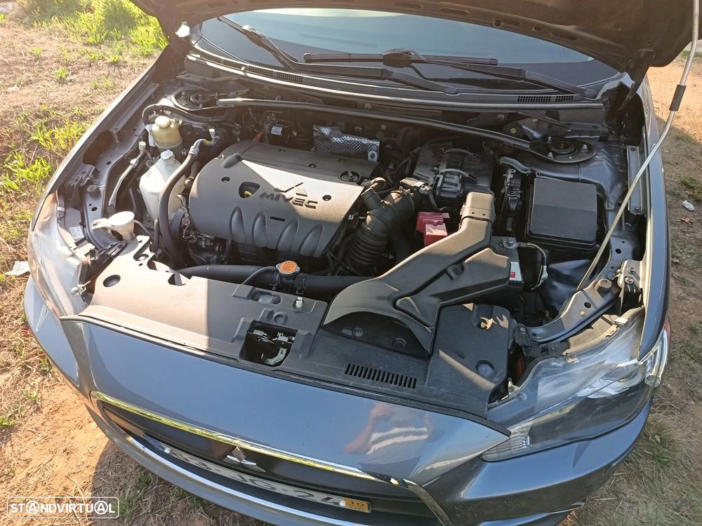 Mitsubishi Lancer Sportback 1.8 Invite - 8