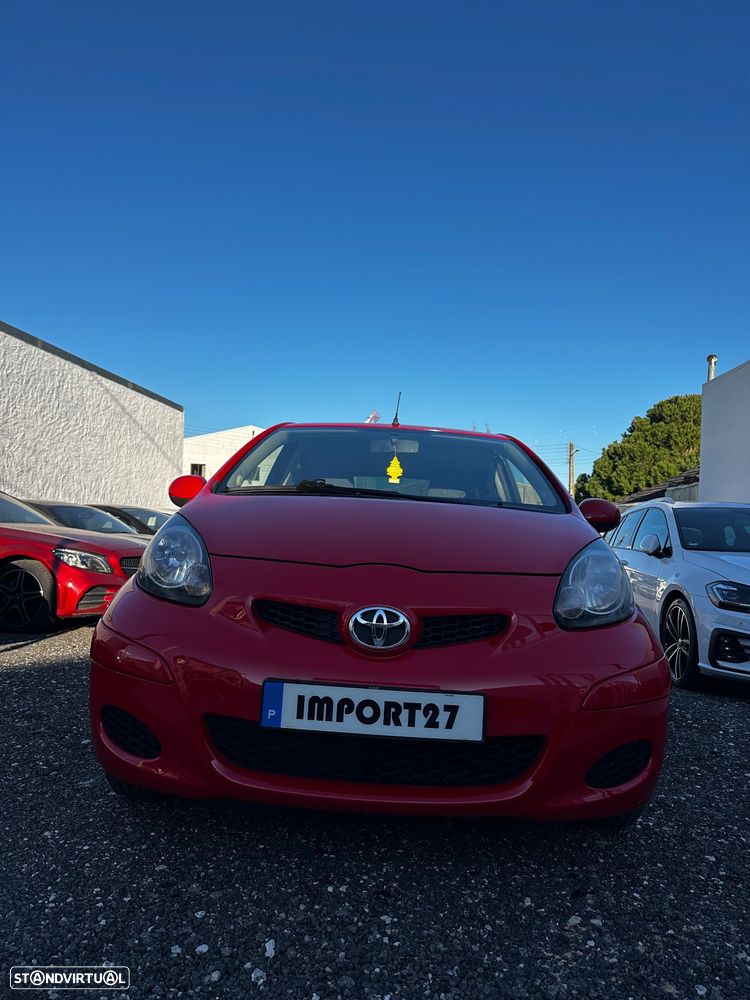 Toyota Aygo Black - 8