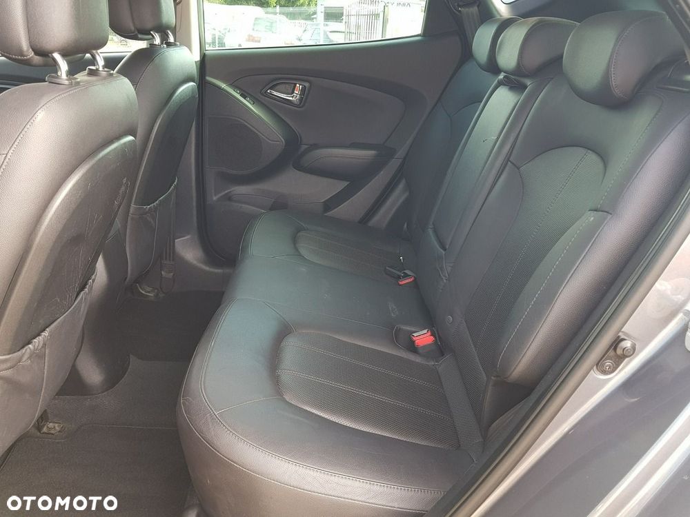 Hyundai ix35 2.0 CRDi 4WD Automatik Premium - 11