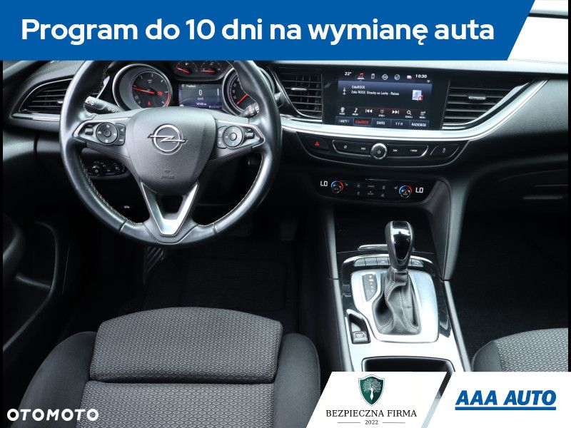 Opel Insignia - 8