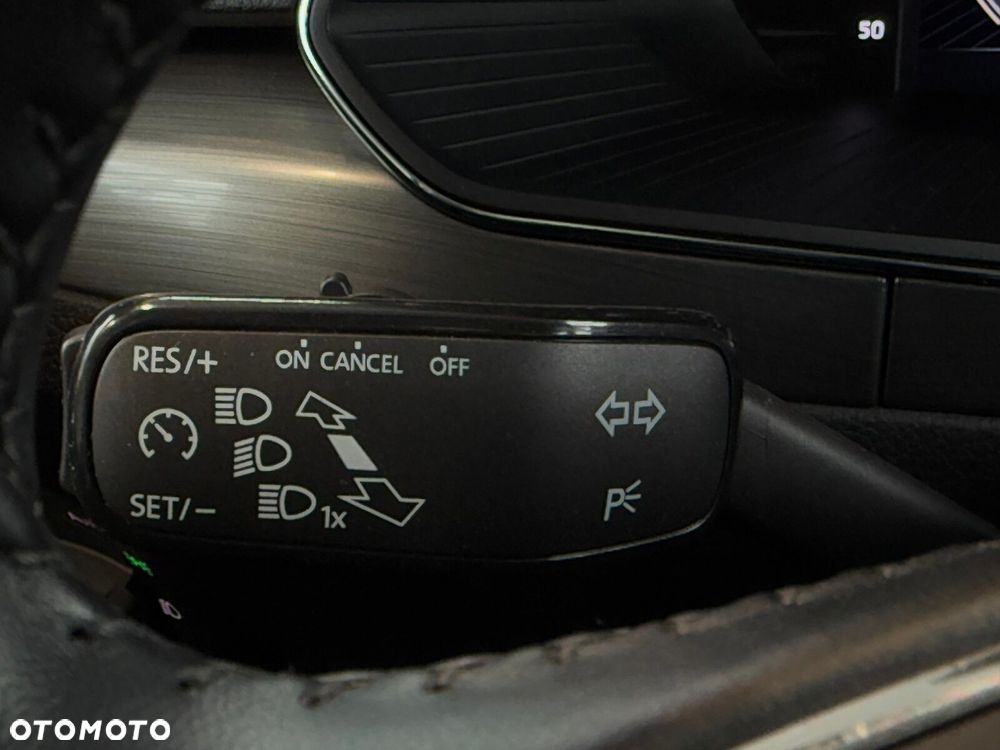 Skoda Superb 2.0 TDI SCR Style DSG - 35