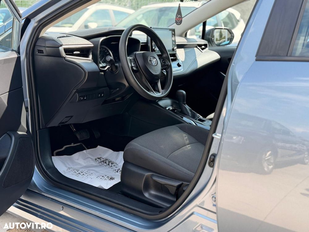 Toyota Corolla 1.8 HSD Business - 22