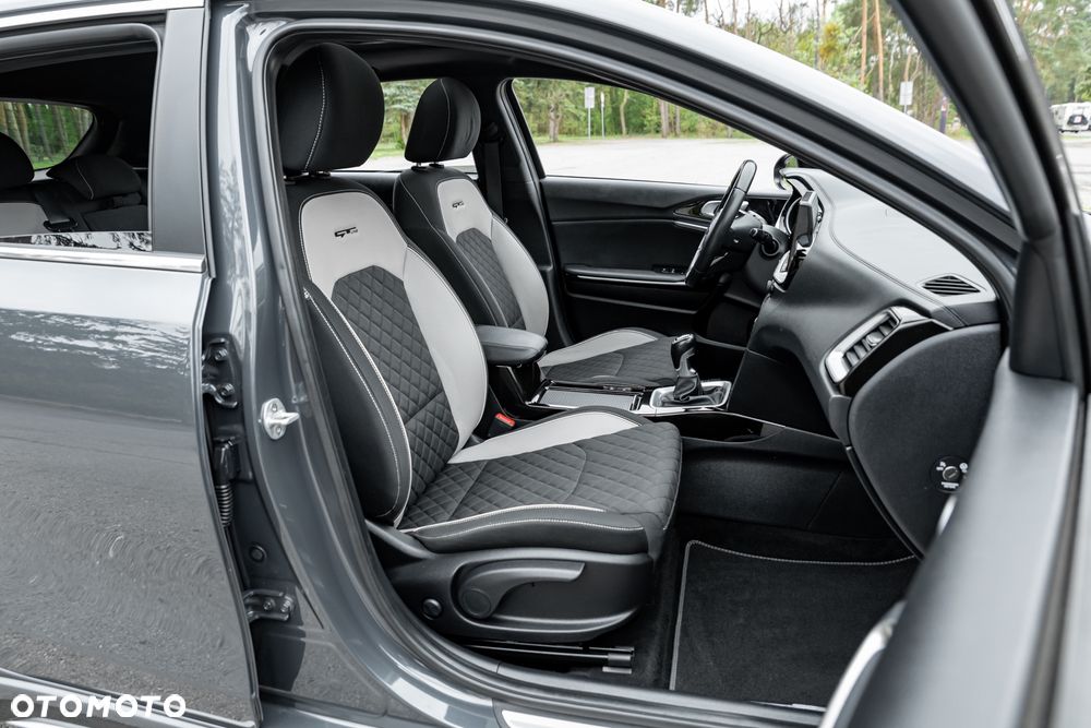 Kia Ceed 1.0 T-GDI ISG GT Line - 24