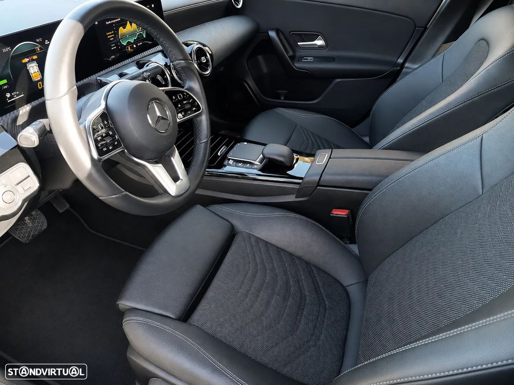 Mercedes-Benz A 250 Limousine e 8G-DCT Progressive - 12