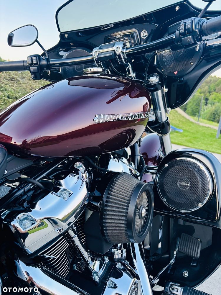 Harley-Davidson Softail Breakout - 4