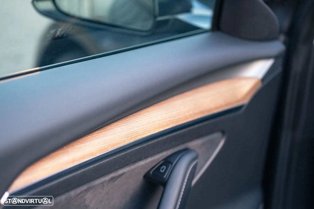 Tesla Model 3 Long Range Tração Integral - 25