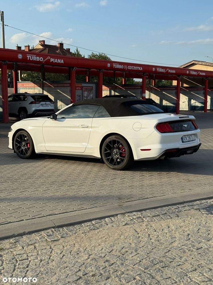 Ford Mustang Cabrio 2.3 Eco Boost - 8
