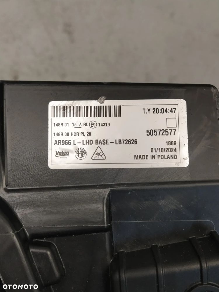 ALFA ROMEO JUNIOR MILANO LAMPA LAMPY REFLEKTOR REFLEKTORY PRZÓD LEWA PRAWA BASE LED PRZETWORNICE ŚRODEK SZCZOTKOWANA SATYNA NAPIS KOMPLETNE NOWE ORYGINAŁ - 28