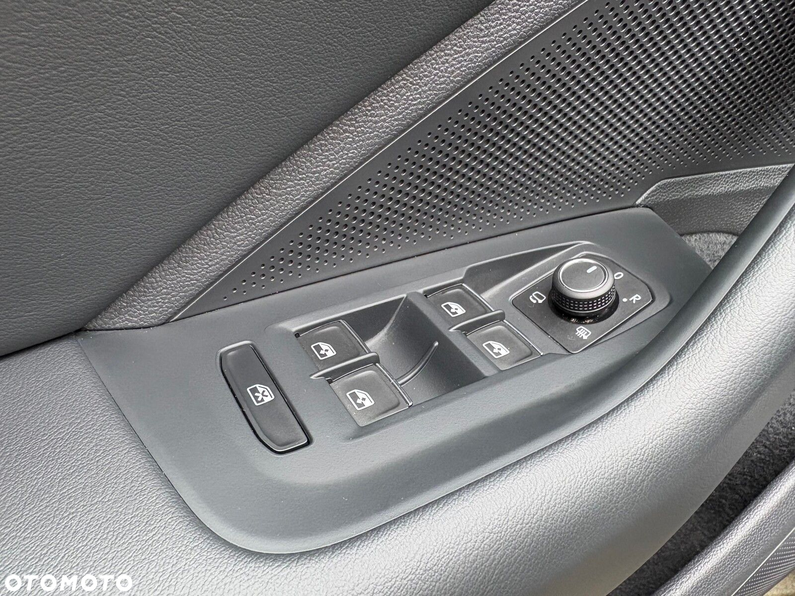 Volkswagen Passat - 22