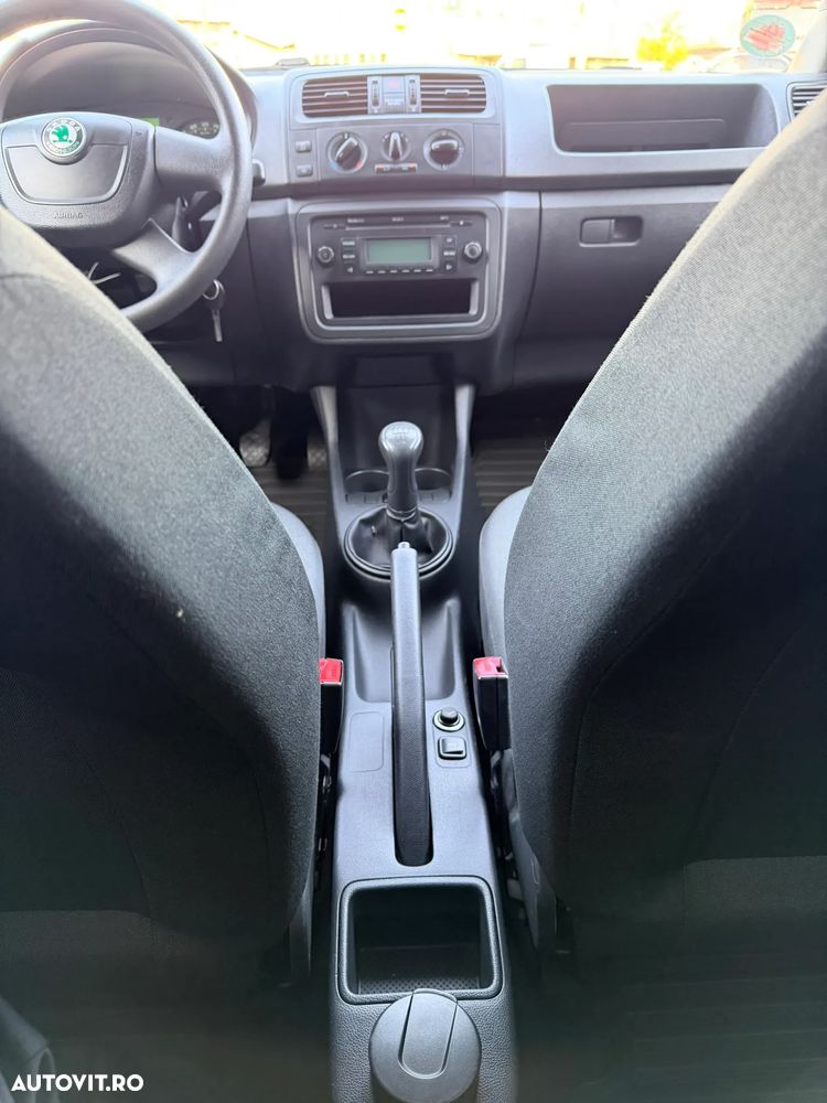 Skoda Roomster 1.2 HTP Ambition - 22