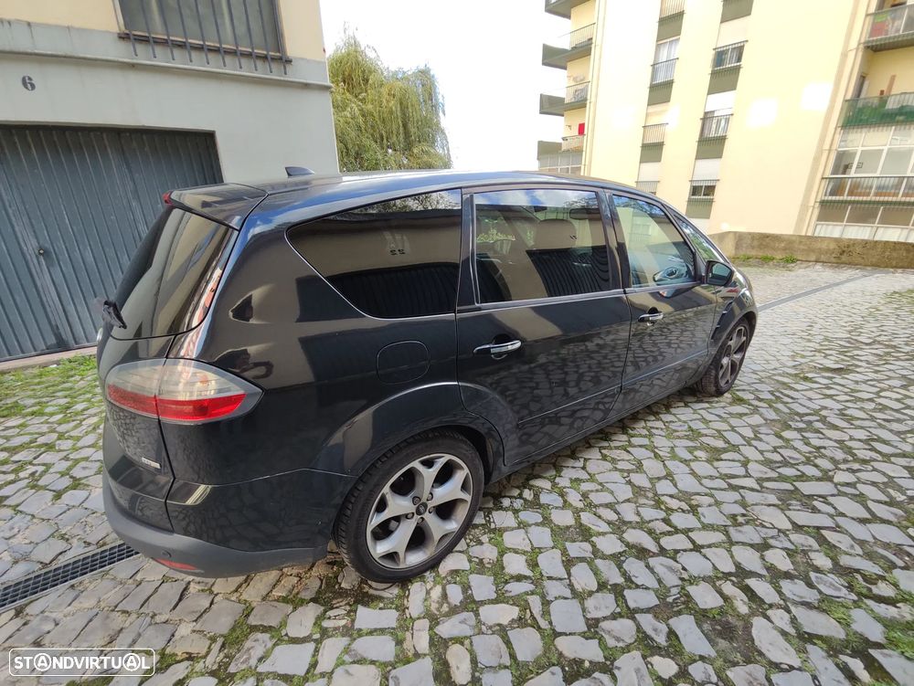 Ford S-Max 2.0 TDCi Titanium 7L - 4