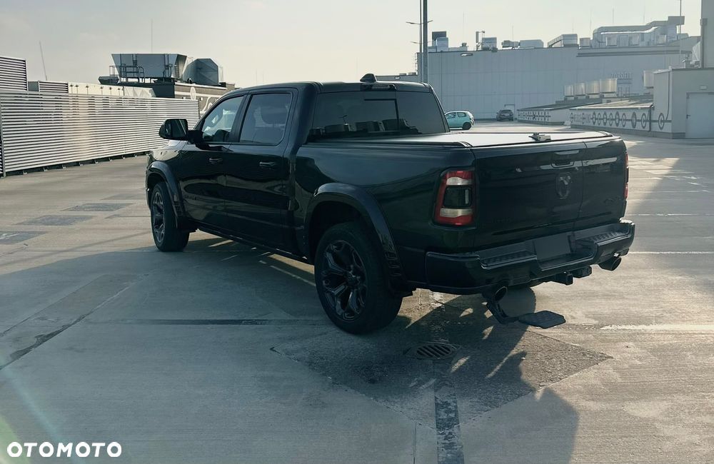 RAM 1500 - 12