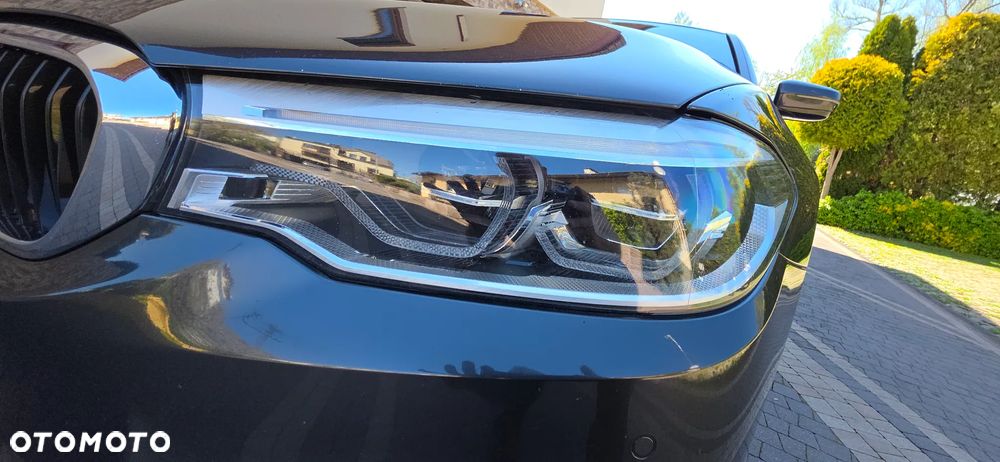 BMW Seria 5 540d xDrive Sport Line - 16