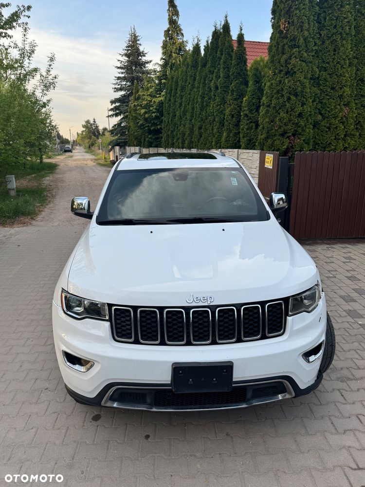 Jeep Grand Cherokee - 9