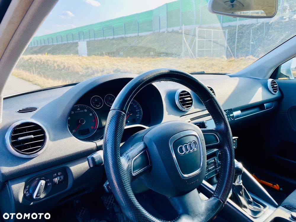 Audi A3 Sportback 1.4 TFSI Ambition - 29
