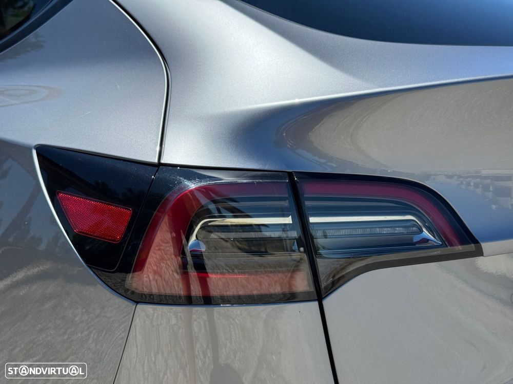 Tesla Model Y Long Range Tração Traseira - 48