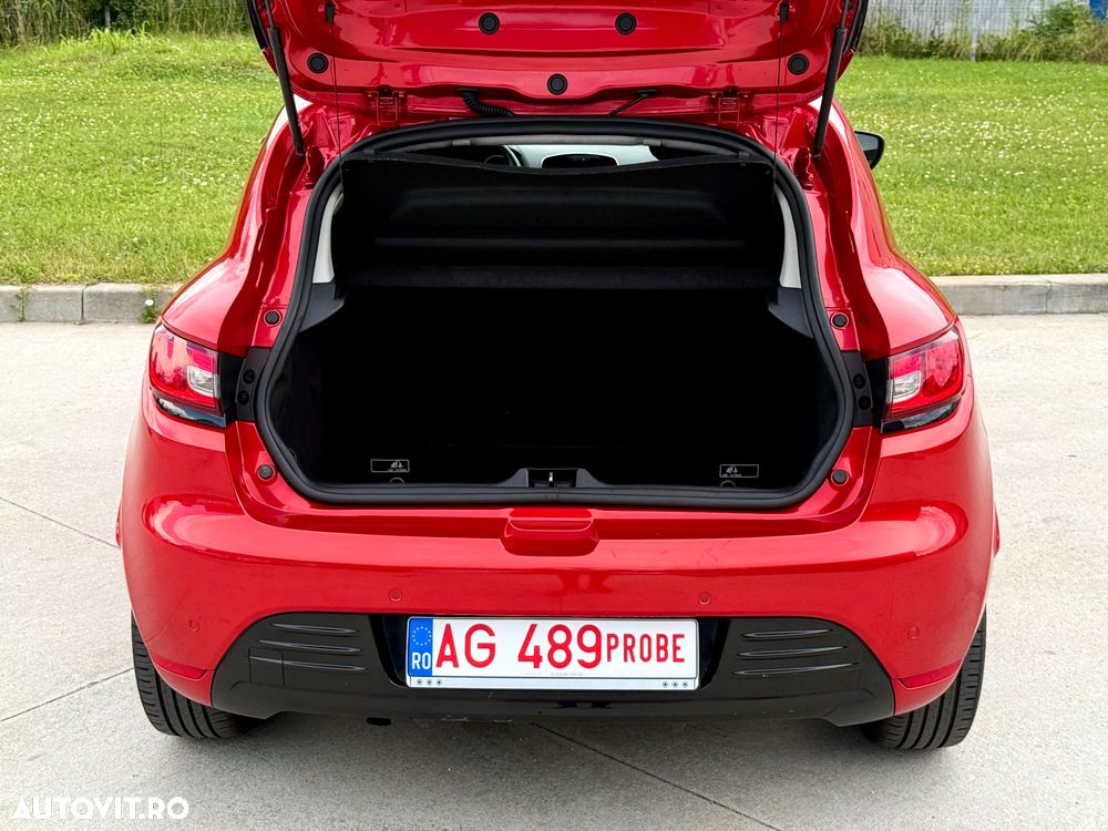 Renault Clio - 16
