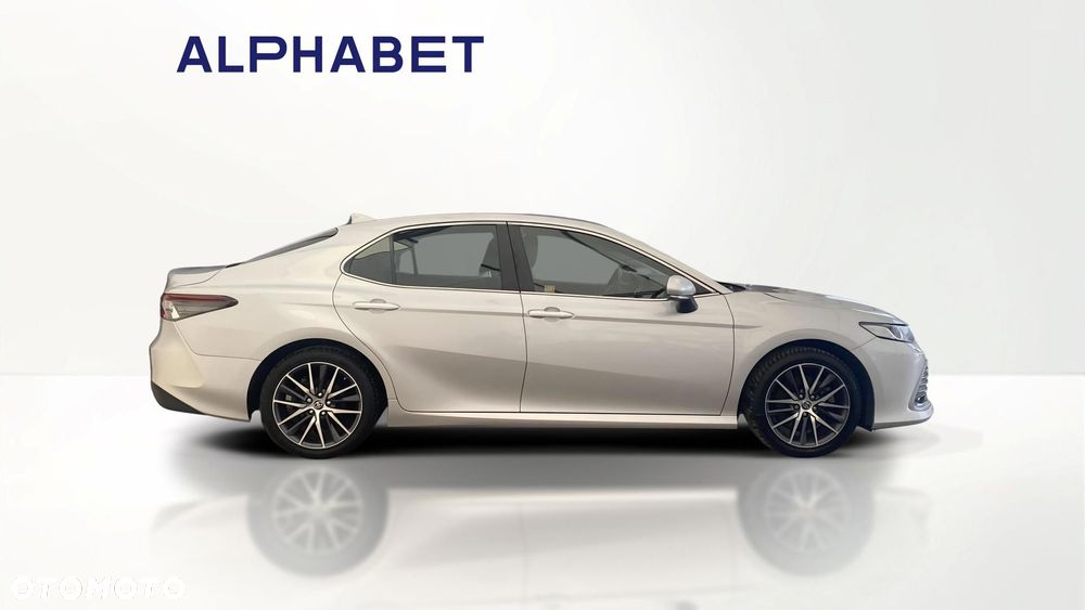 Toyota Camry 2.5 Hybrid Prestige CVT - 6