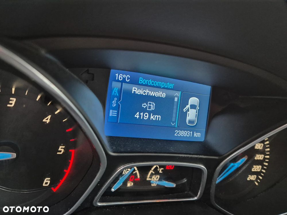 Ford Focus - 10