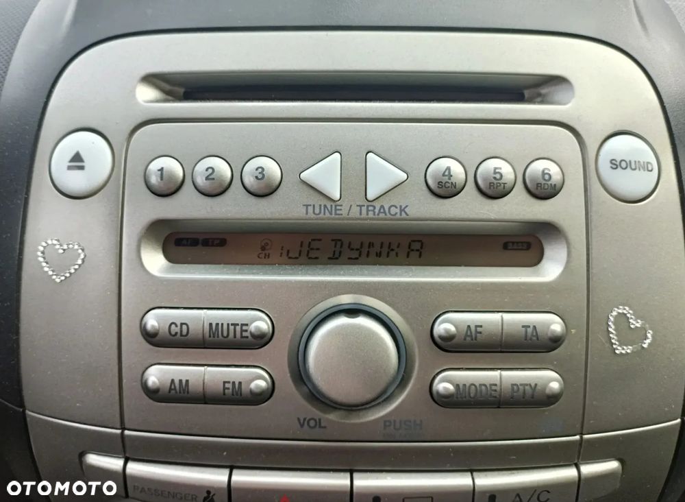 DAIHATU SIRION II 04-10 r. radioodtwarzacz RADIO ** - 1