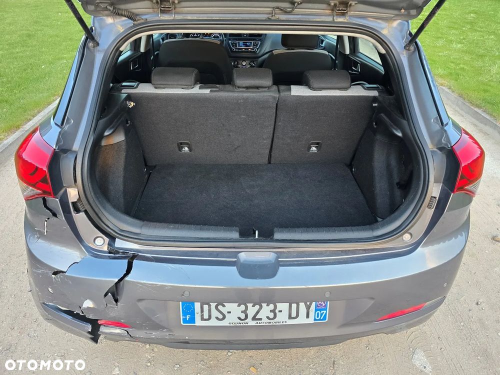 Hyundai i20 1.1 CRDi Passion - 15