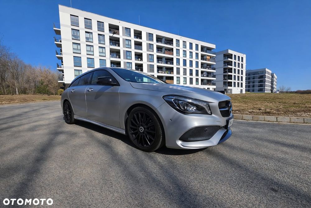 Mercedes-Benz CLA 220 4-Matic - 2