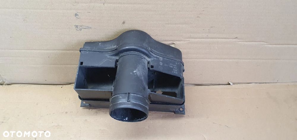 Wlot kanał dolot powietrza Skoda Octavia II 2.0 FSI 1K0805962 - 2