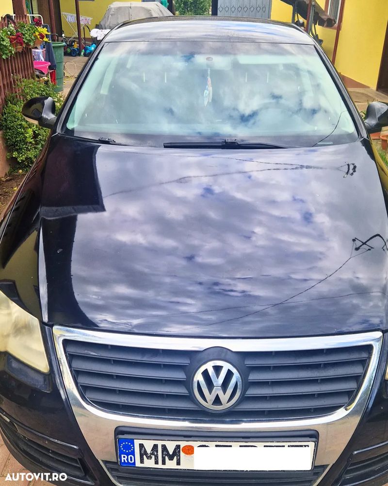 Volkswagen Passat 1.9 TDI Comfortline - 2