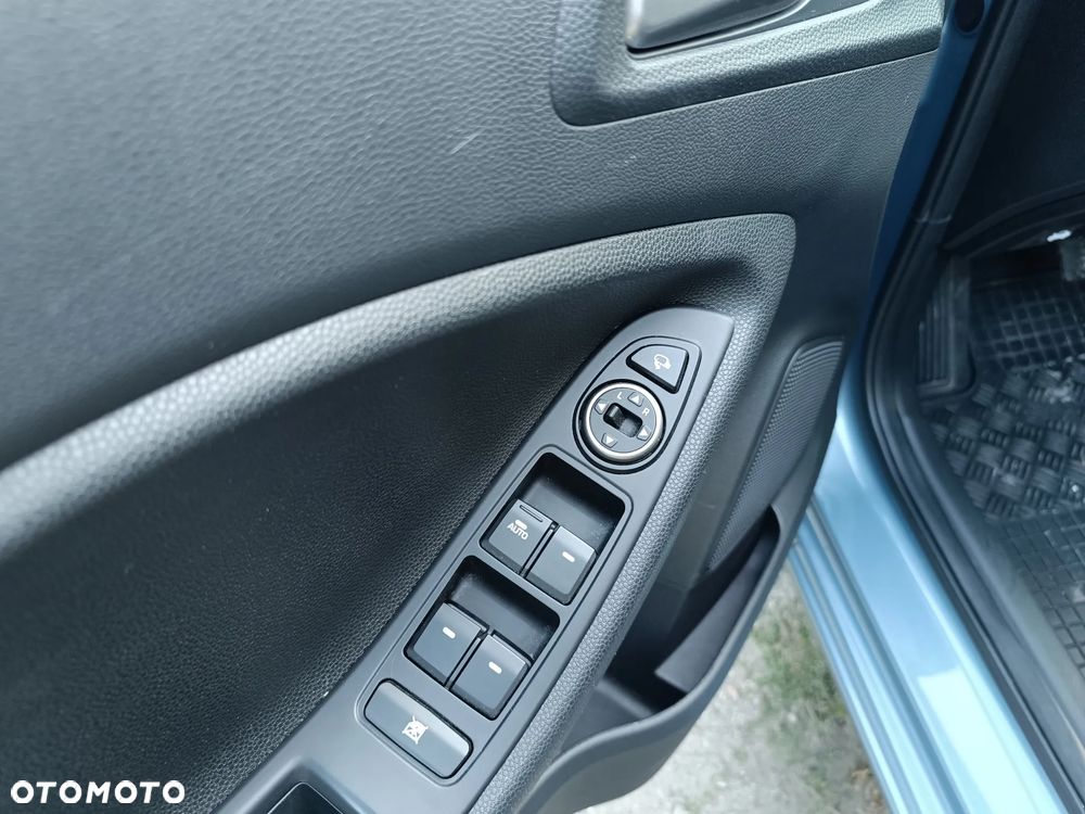 Hyundai i20 - 16