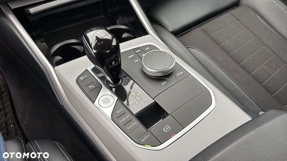 BMW Seria 3 320d Advantage - 19