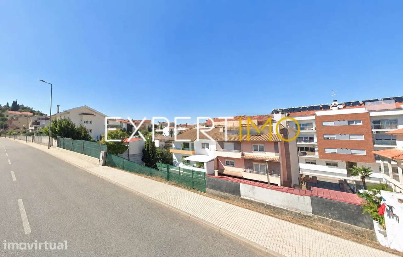 Terreno 300m² com Vista para o Castelo de Bragança - Grande imagem: 3/7