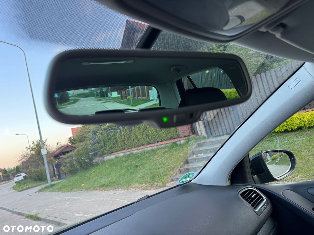 Volkswagen Golf 1.2 TSI Style - 27