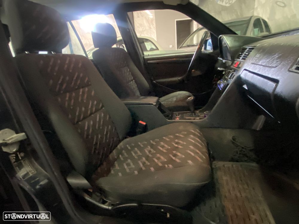 Mercedes-Benz C 220 - 8