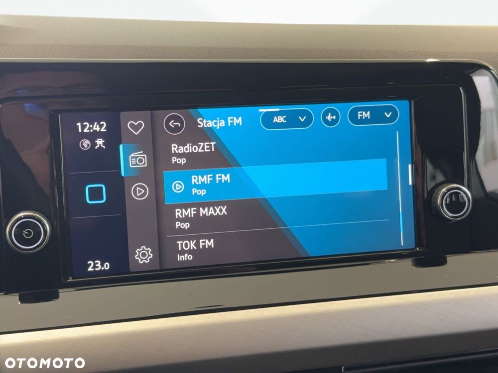 Volkswagen Golf Variant - 32