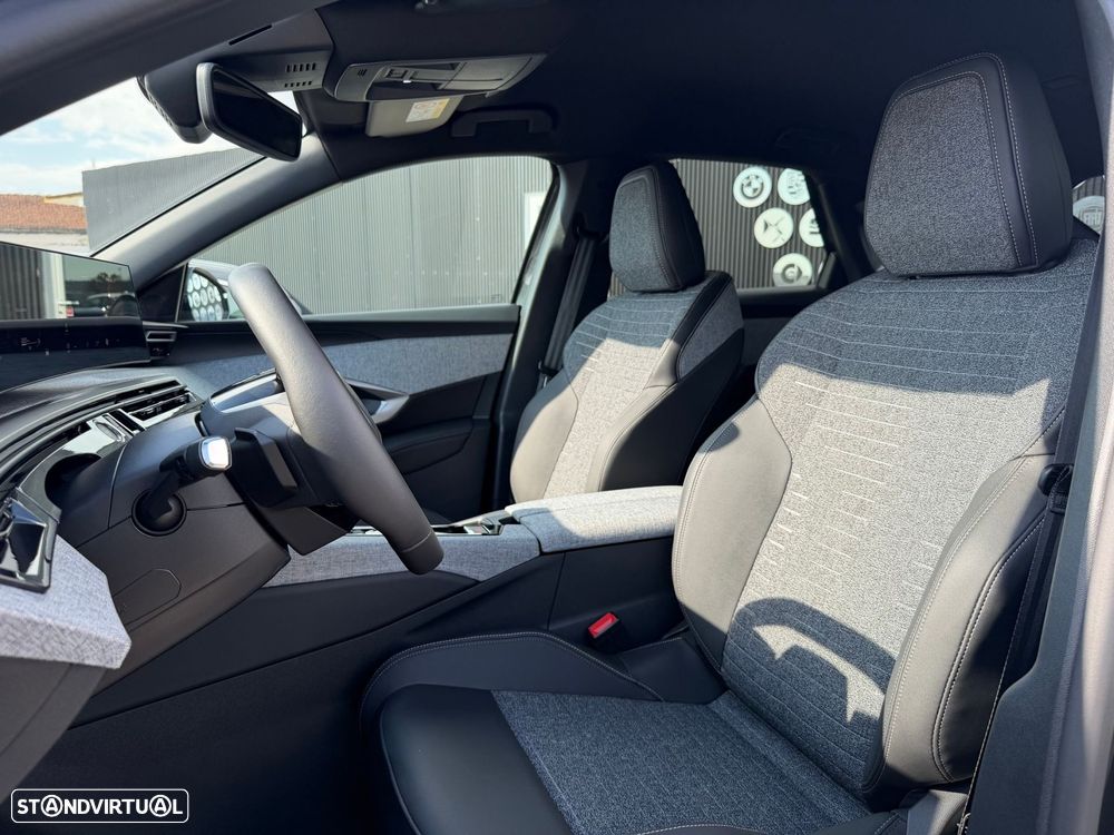 Peugeot 3008 1.6 Plug-in Hybrid Allure e-DCS7 - 6