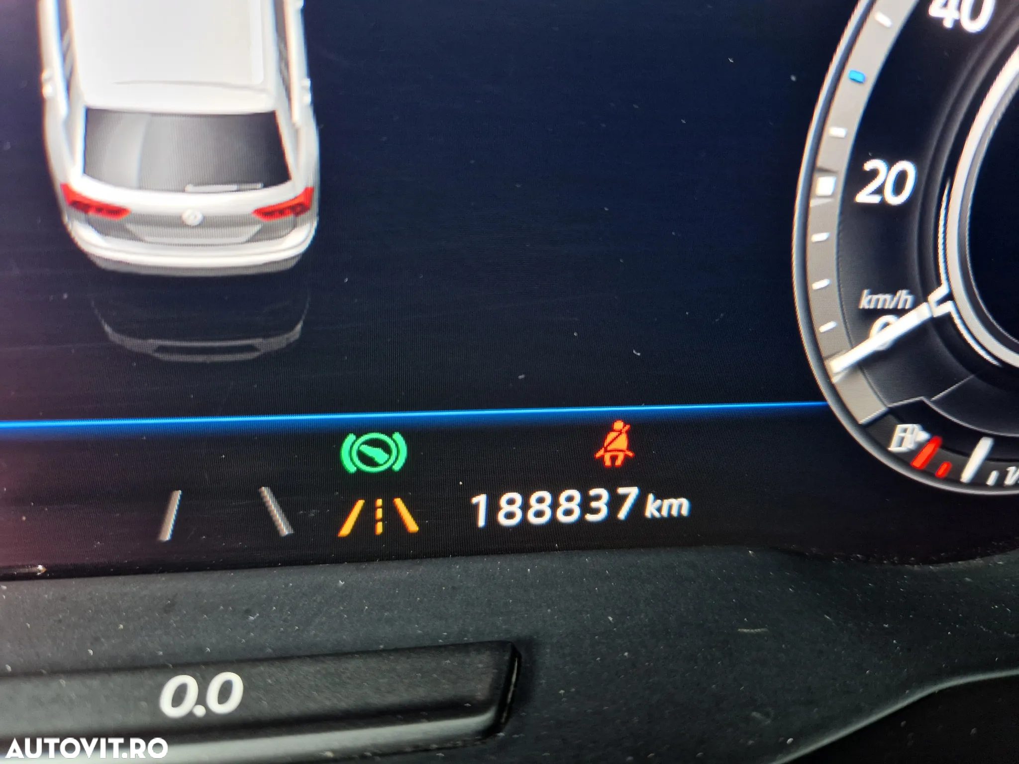 Volkswagen Tiguan - 23