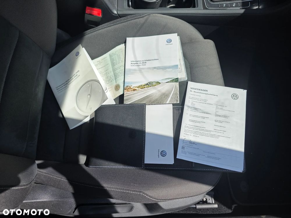 Volkswagen Golf 2.0 TDI SCR DSG Join - 19