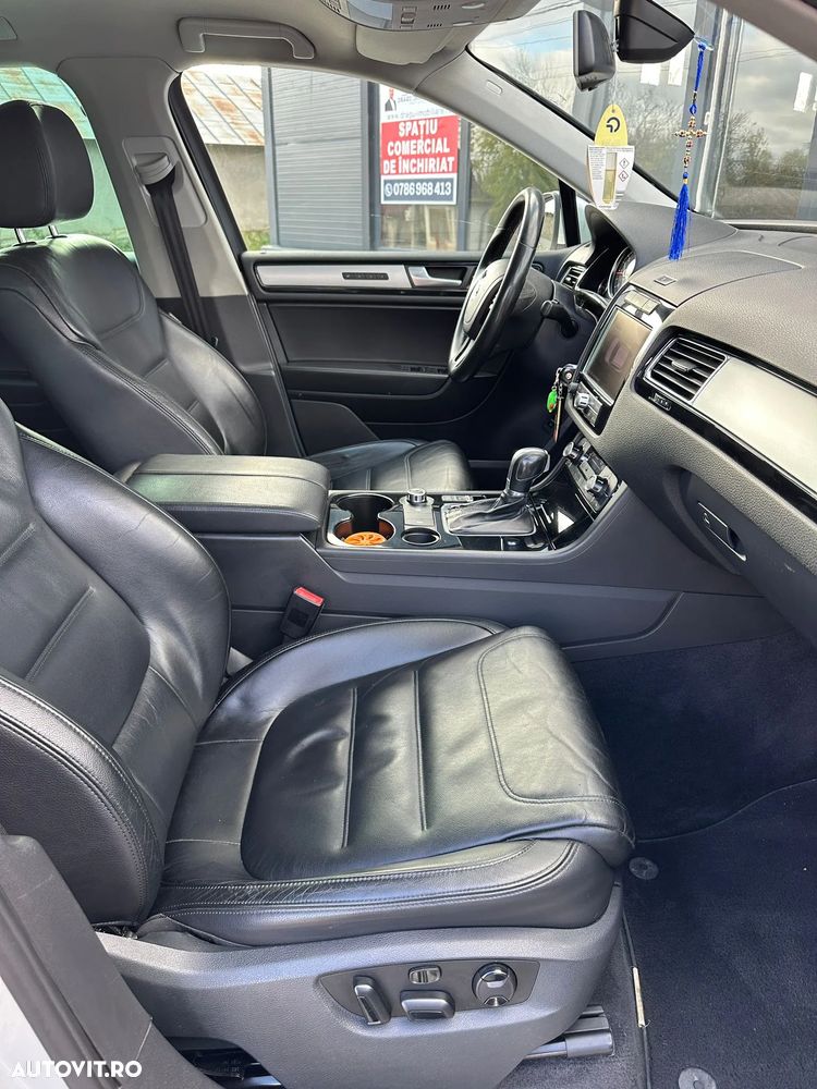 Volkswagen Touareg 3.0 V6 TDI BMT - 12