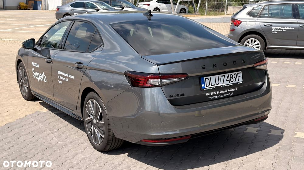 Skoda Superb 2.0 TSI Sportline DSG - 6