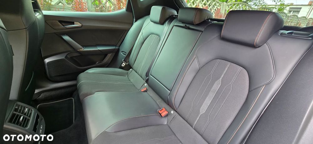 Cupra Leon 1.5 eTSI mHEV DSG - 24