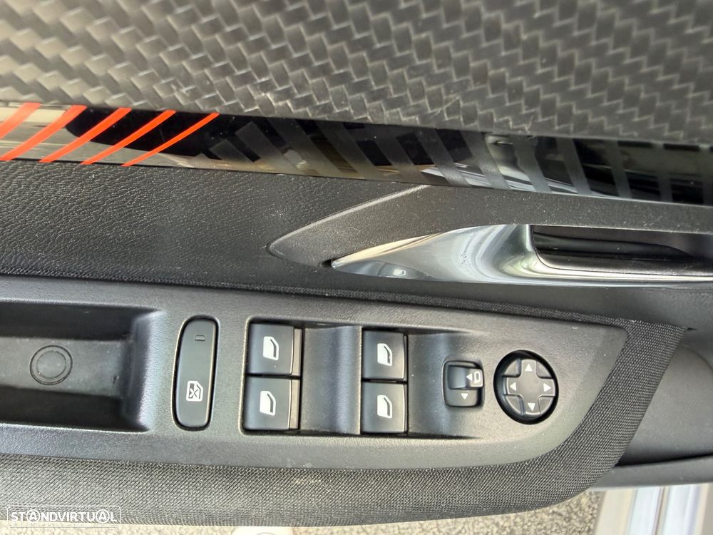 Peugeot 208 1.2 PureTech Active - 13