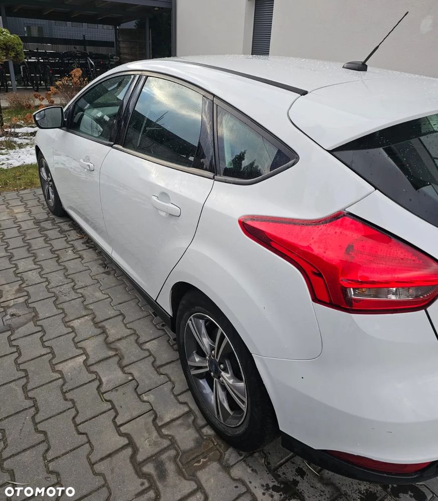 Ford Focus 1.0 EcoBoost ST-Line ASS PowerShift - 2