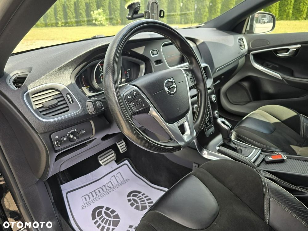 Volvo V40 - 16