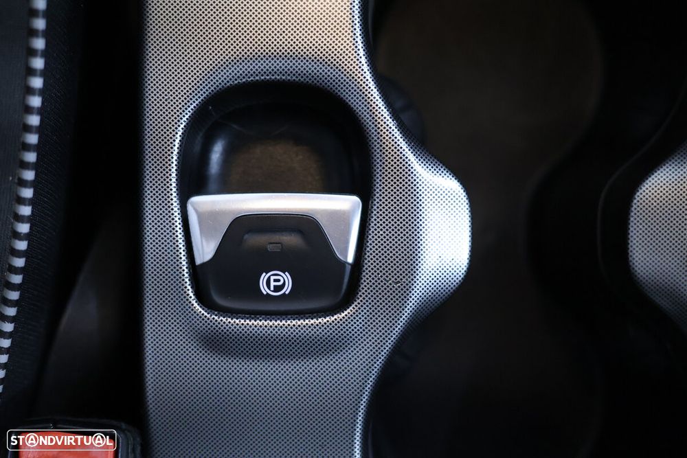 Fiat 500X 1.0 FireFly Turbo 4x2 S&S Urban - 28