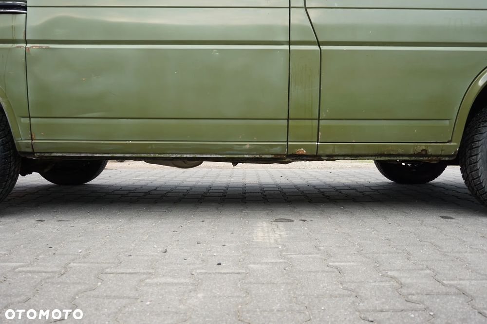 Volkswagen Transporter - 12
