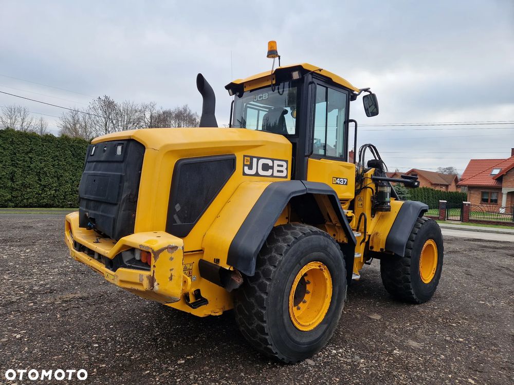 JCB 437 HT - 18